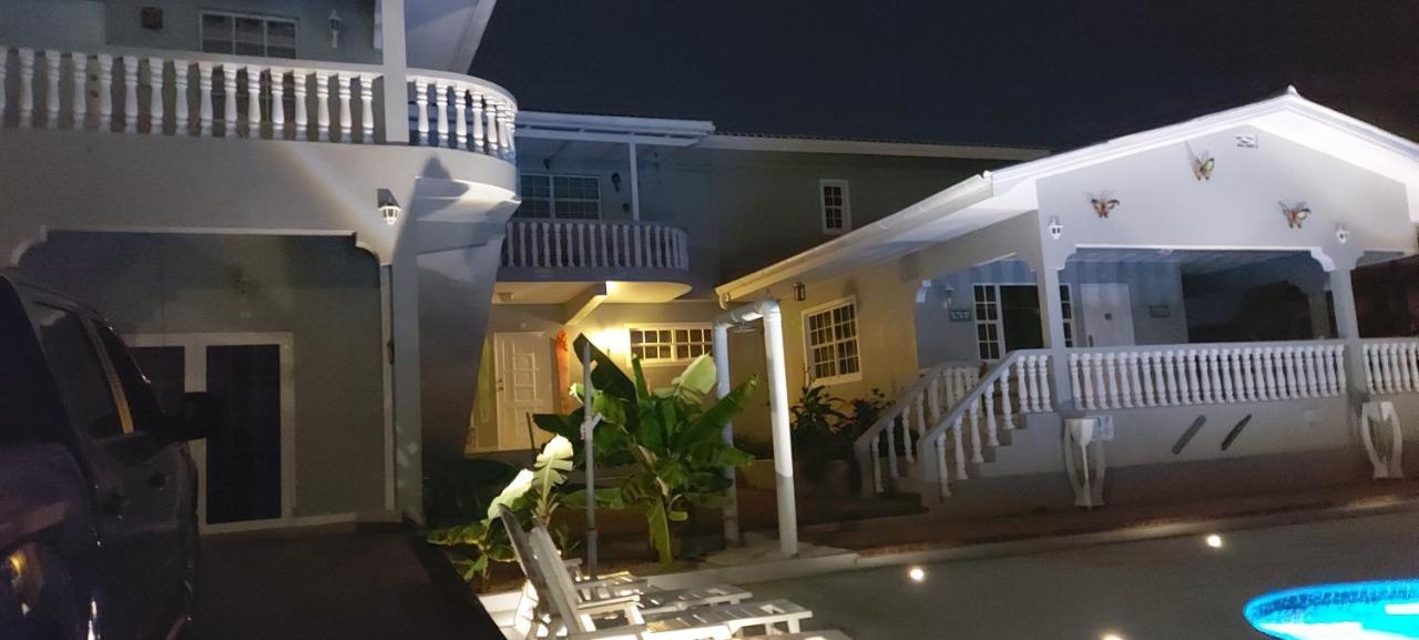 וילמסטאד Villa Raven'S Paradise מראה חיצוני תמונה